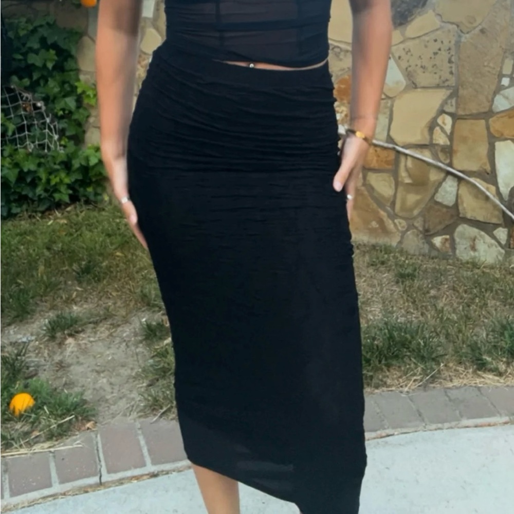 Women’s midi skirt